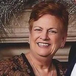 Meet your Posher, Laurie